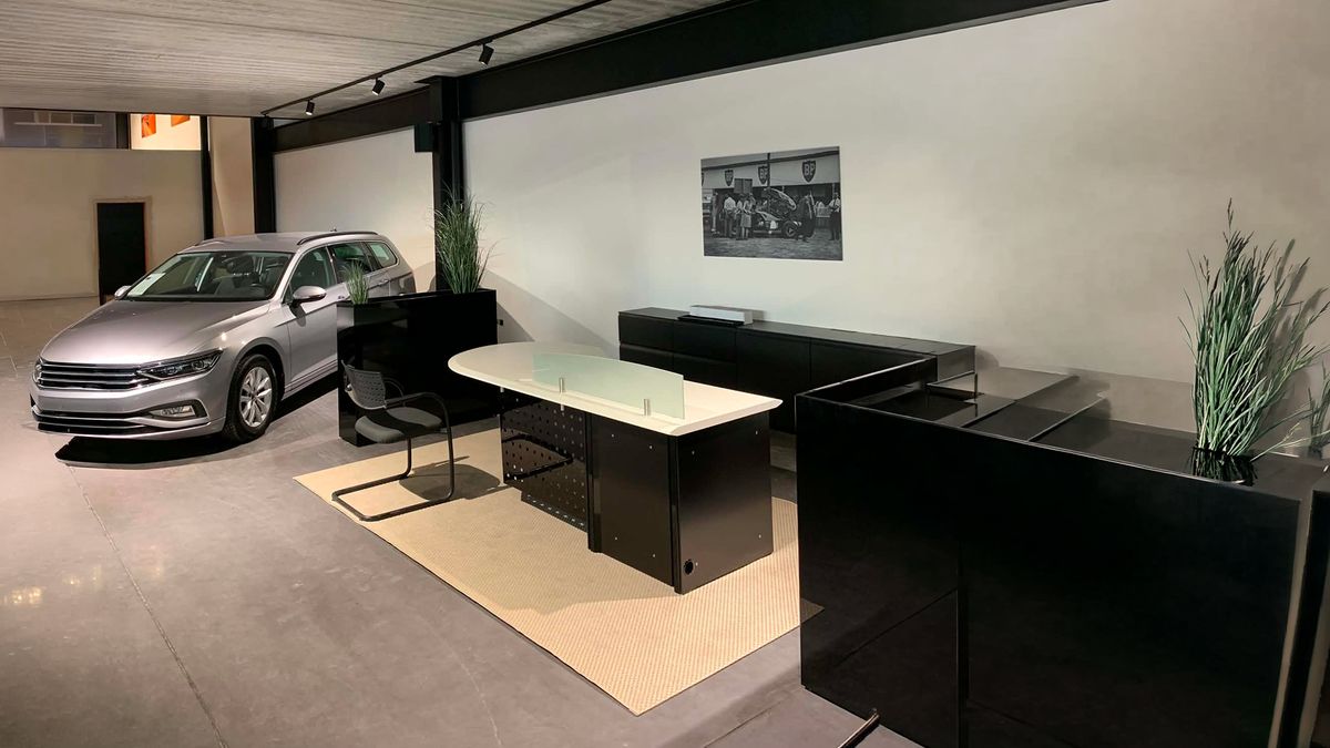 Plafonnage et finitions d'un garage à Mons - Techniplatre